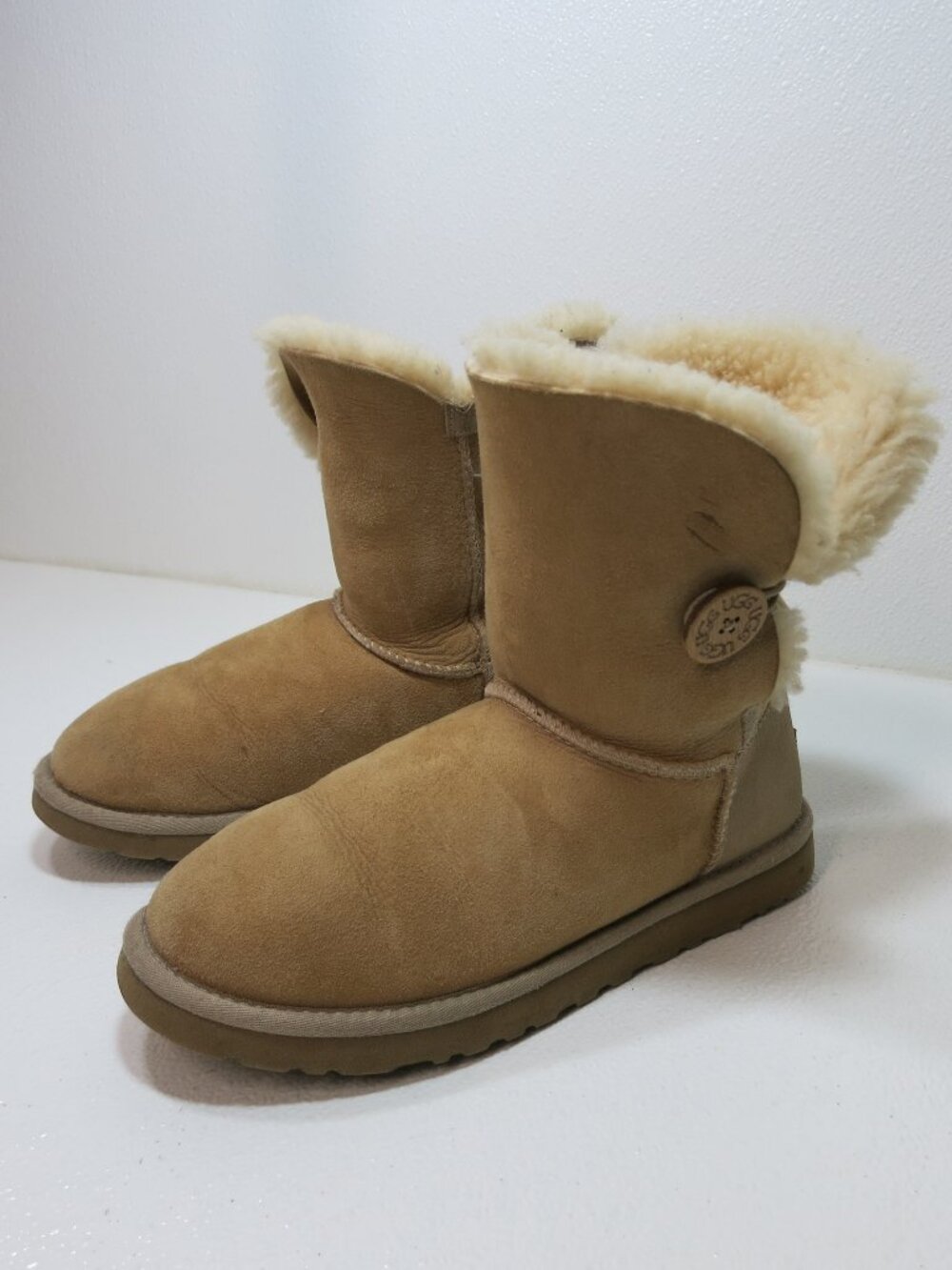 UGG Insulated Boot 5803 Bailey Button Australia Women's Winter Boots Footwear 7